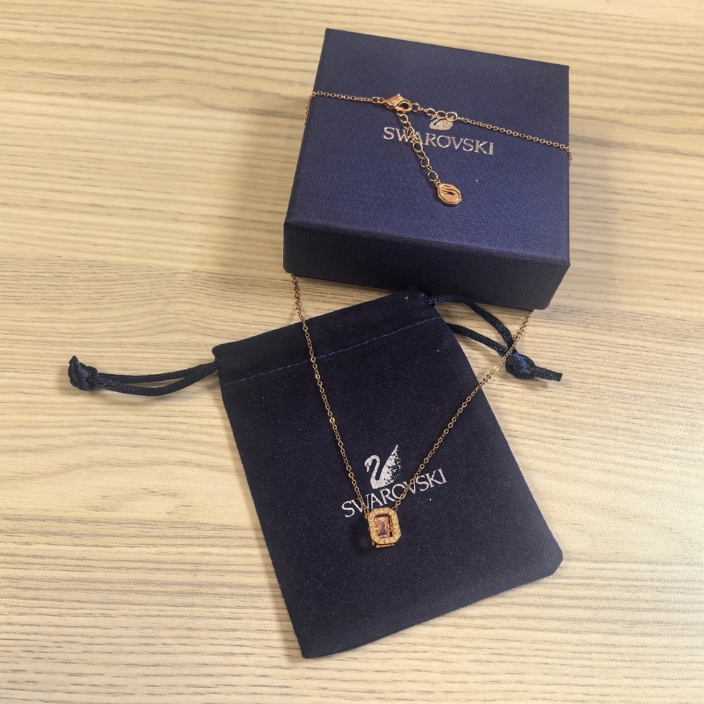 Swarovski Gold Necklace with Pendant